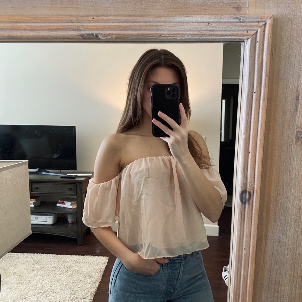 Forever 21 Top - Picture 2 of 6